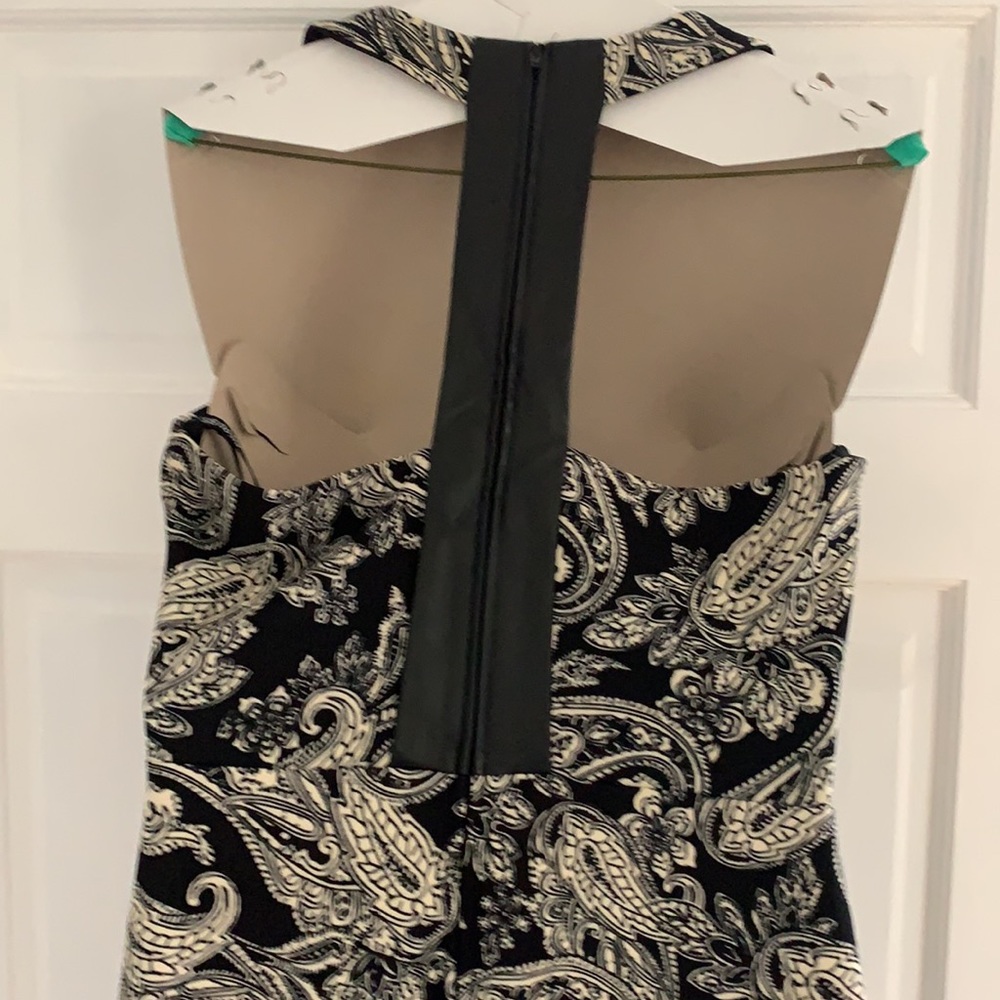 Dress - Picture 3 of 7